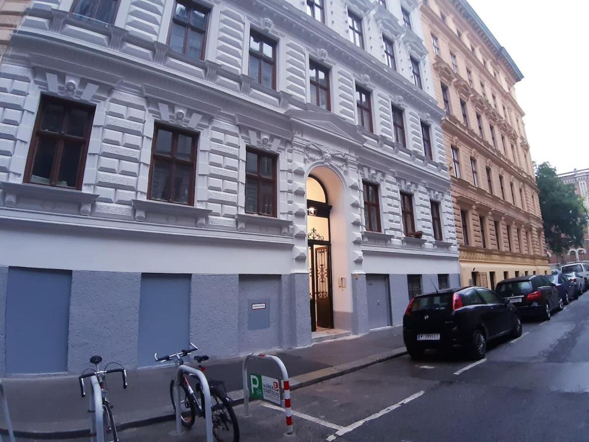 Amazing Location In Vienna Near Rathaus Apartment Ngoại thất bức ảnh